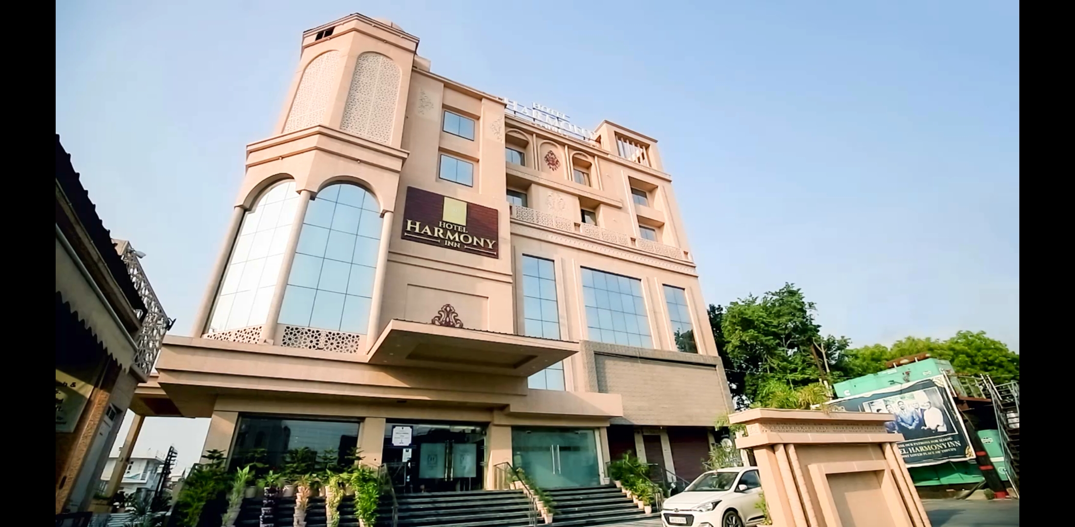 best hotel in meerut